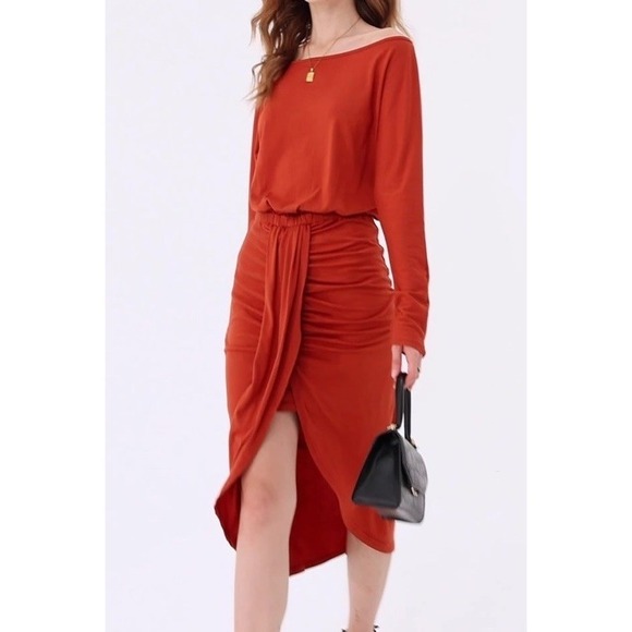 Pretty Garden Dresses & Skirts - NWT Women's Pretty Garden Ruched Midi‎ Dress Long Sleeve Dress Copper - Small